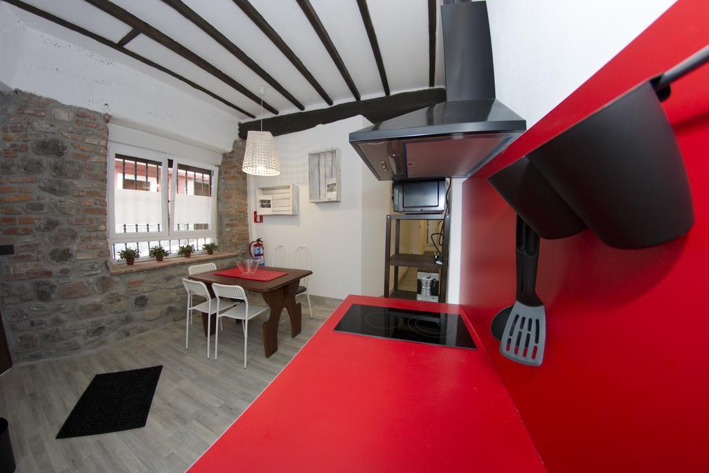Andra Mari Apartamentu Turistikoak Bermeo Cameră foto